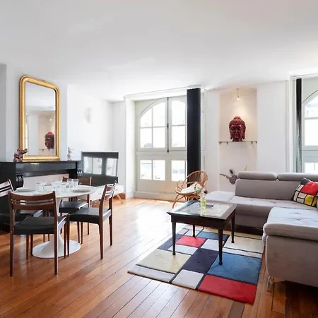 Apartment Sur La Place Stanislas