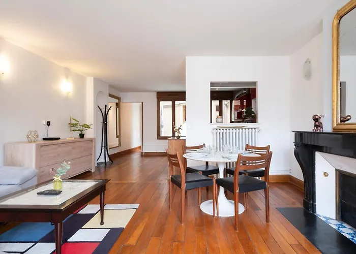 Апартаменты Sur La Place Stanislas *