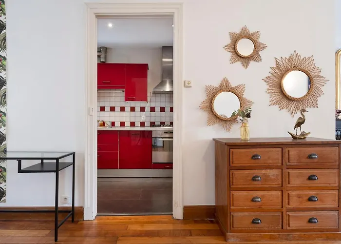 Sur La Place Stanislas Апартаменты